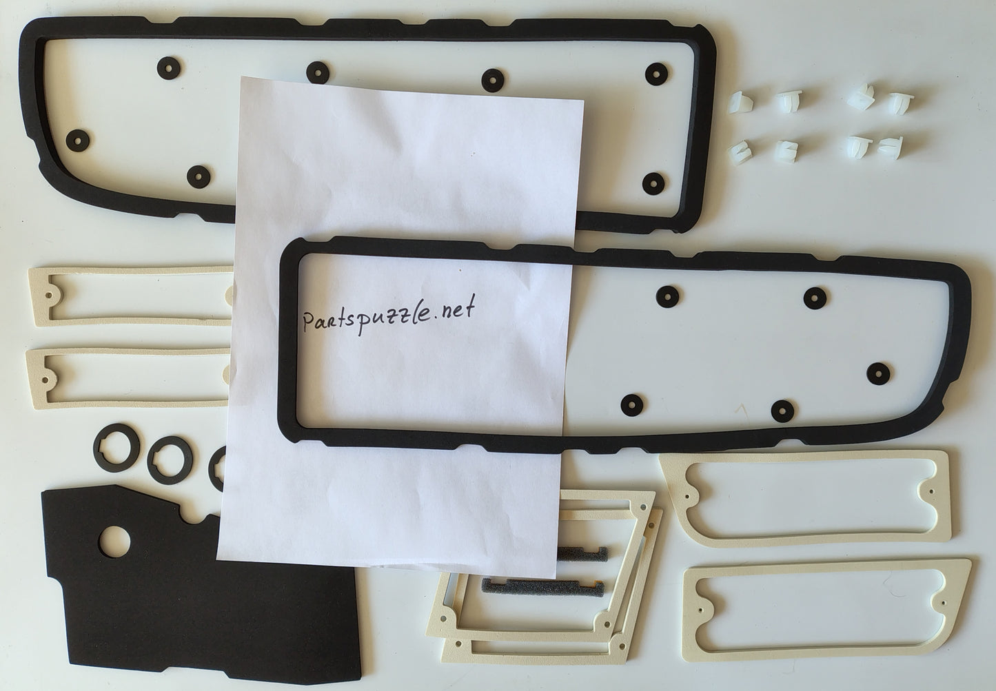 Toyota Celica TA22 RA22 gasket set for the lights and wipers