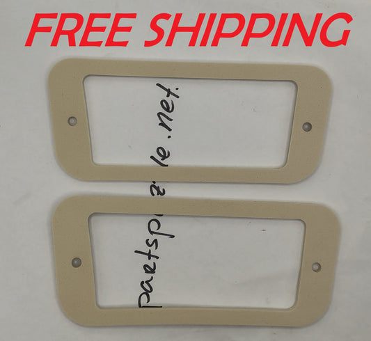 81512-20160 Toyota Celica TA23-RA28 gaskets for the front turn signal lenses.