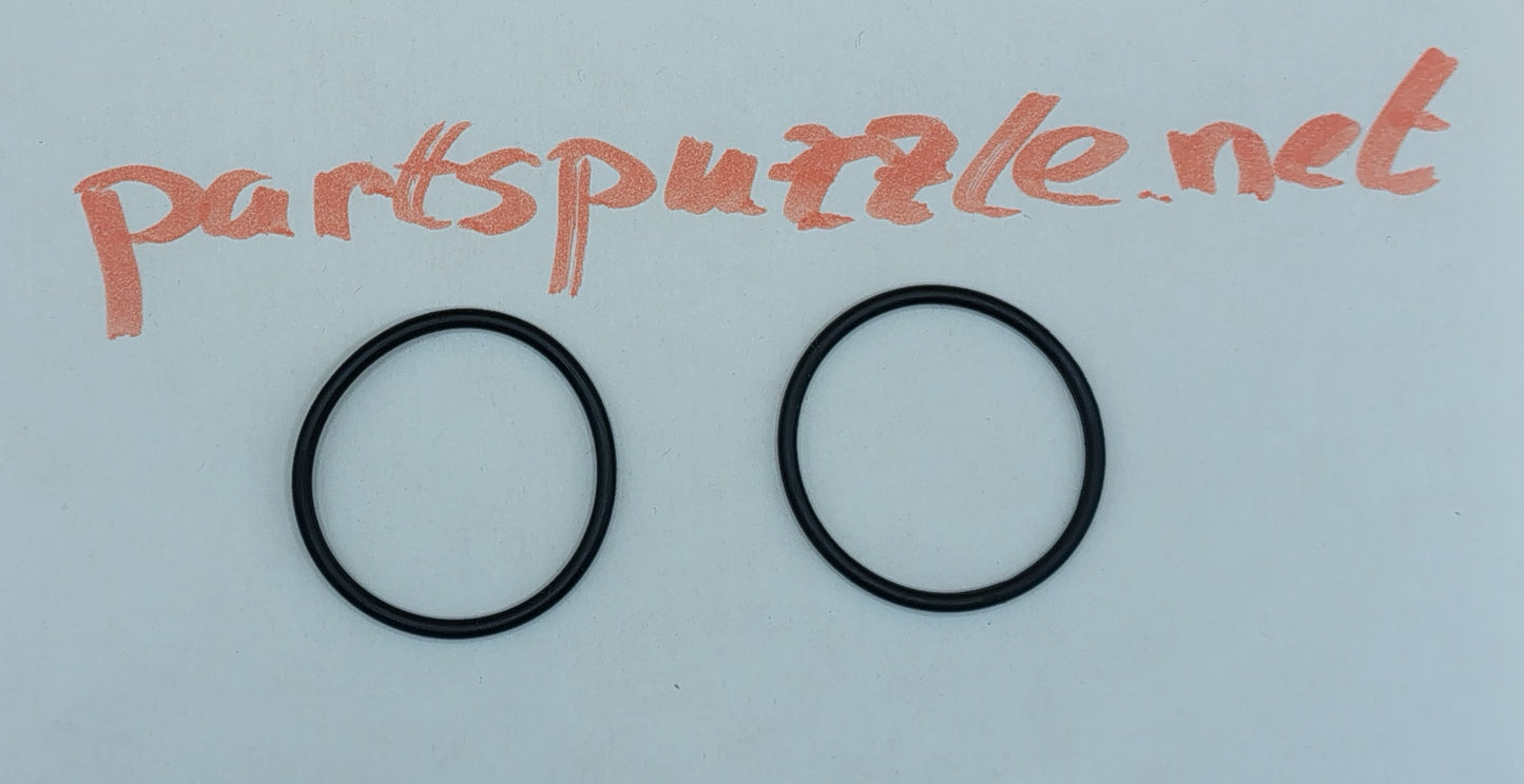 Two Warn SE206 4058 O-rings for premium locking hubs.