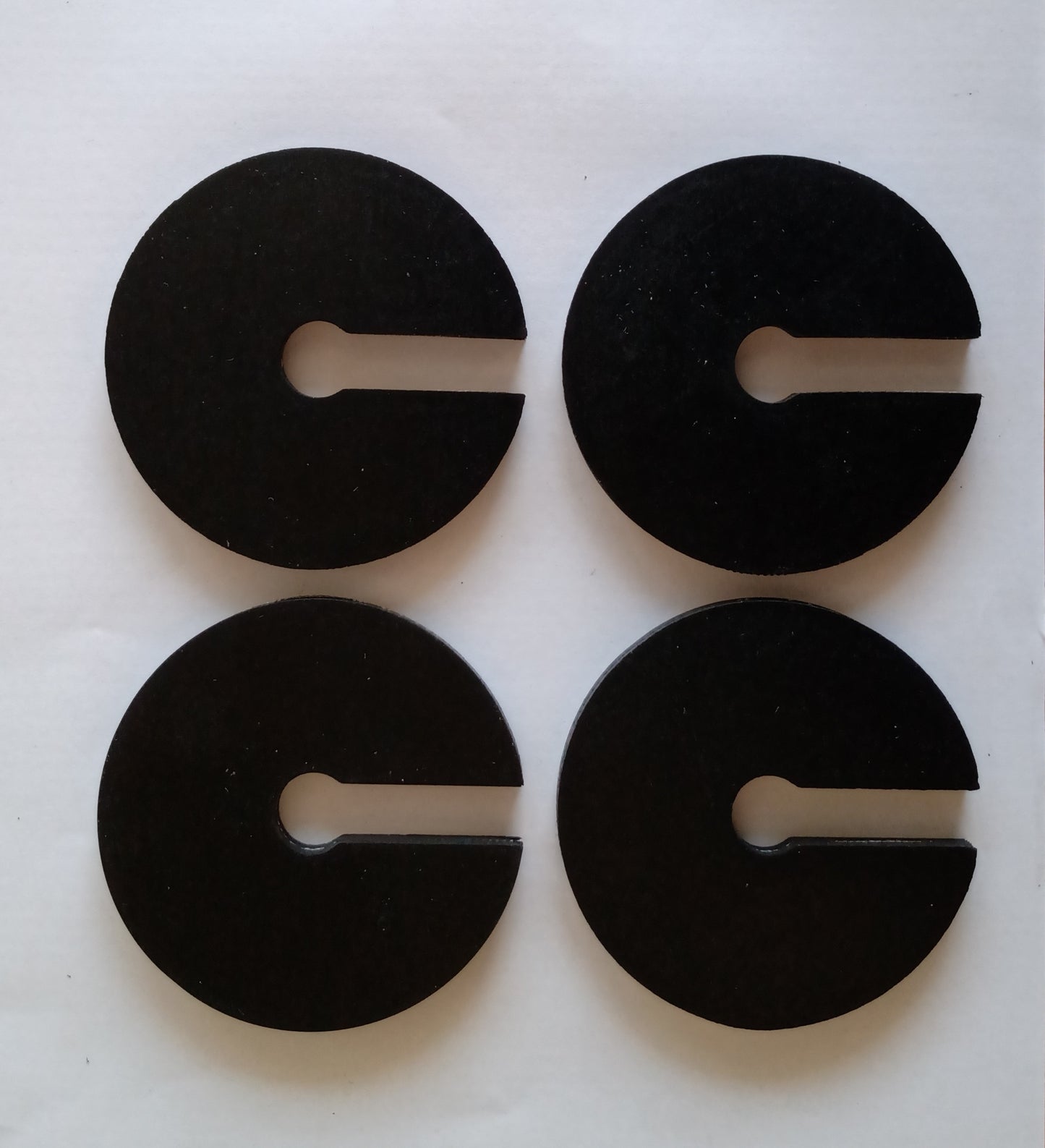 FJ40 spacer body mount 52231-90300 set of 4.