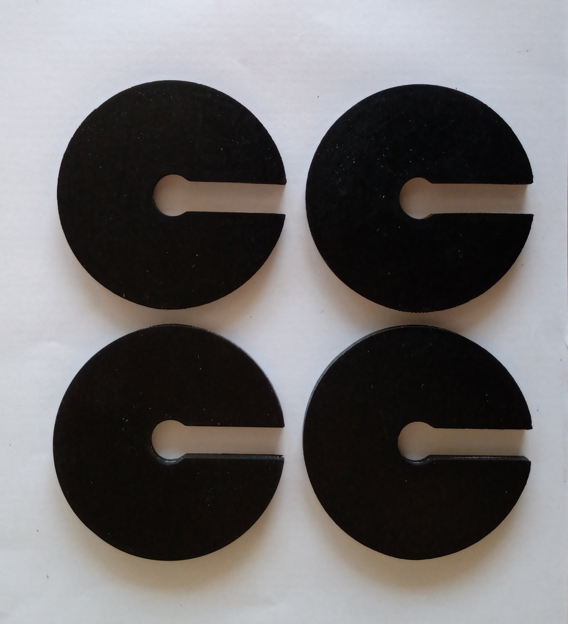 FJ40 spacer body mount 52231-90300 set of 4.